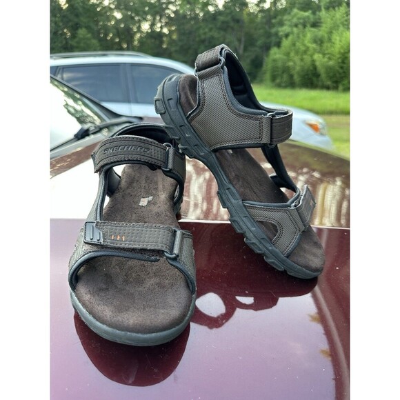 Skechers Brown Men's Sz 9 Relaxed Fit Memory Foam Sandals Adjustable SN 64487 - Picture 3 of 9